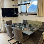 شقة Longaview